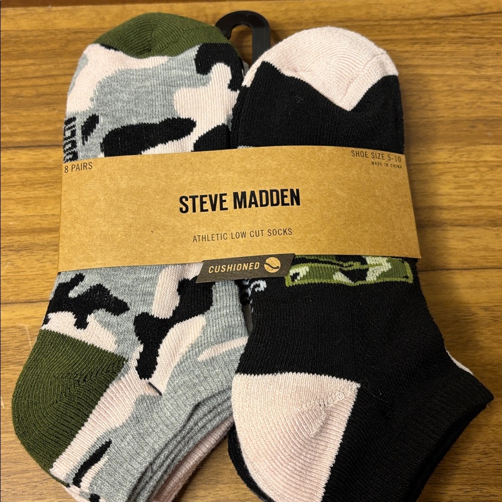Steve Madden Various Print Cushioned Short Socks - Contains 8 Pair